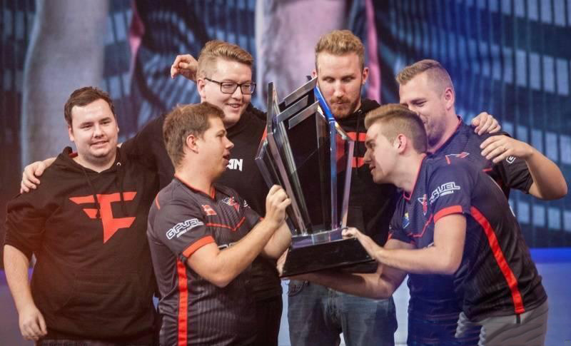 Elk向队友和粉丝致歉：我自己打得不是很好 和大家说一声对不起